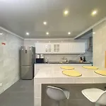 Sea Breeze Holiday home *