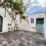 Sea Breeze Holiday home