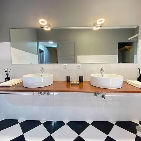Sea Breeze Holiday home
