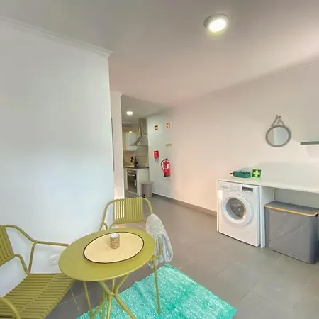 Sea Breeze Holiday home *